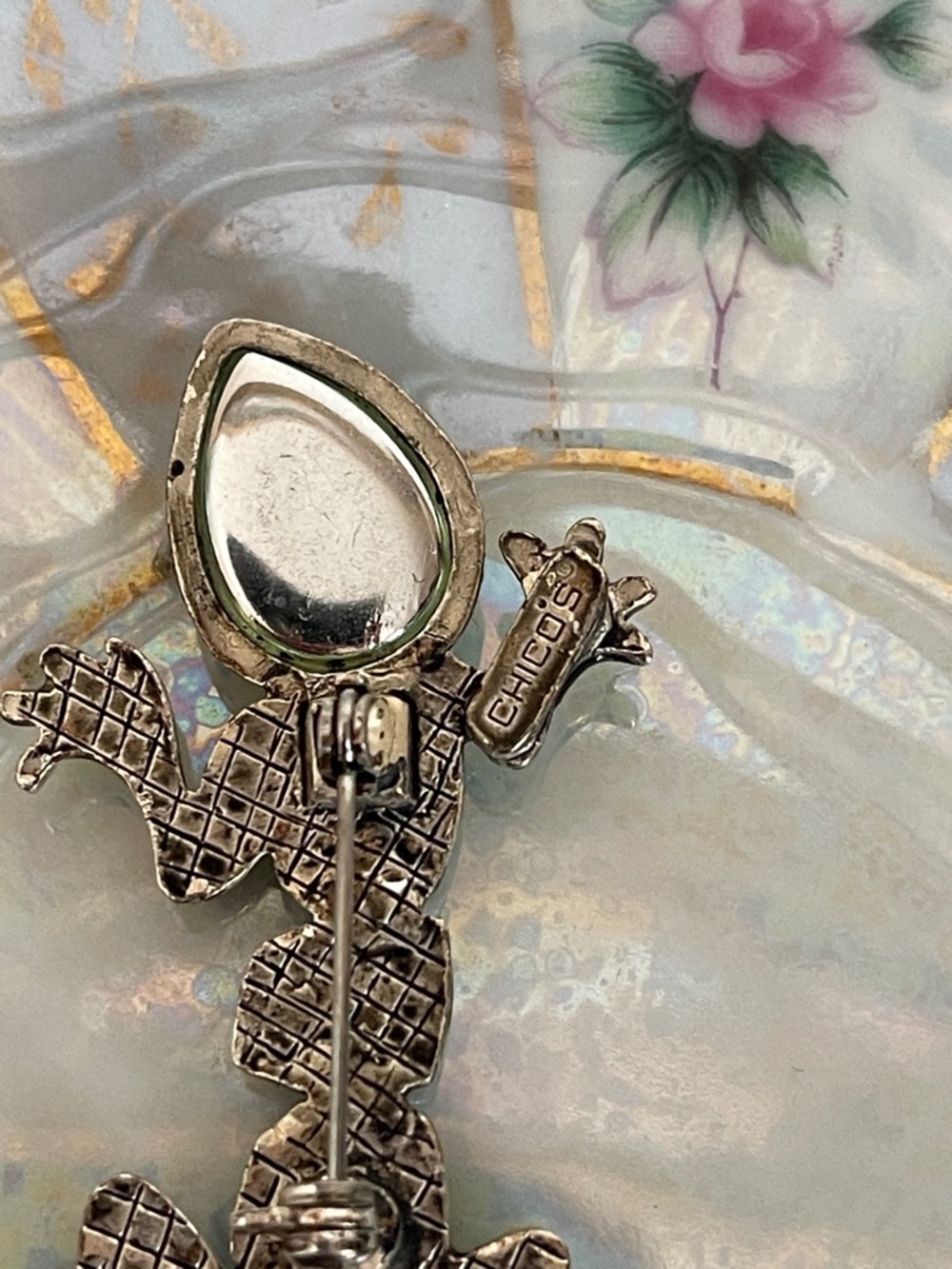 Vintage Chico’s Articulated Glitter Enamel Gecko Lizard Brooch - Picture 7 of 9